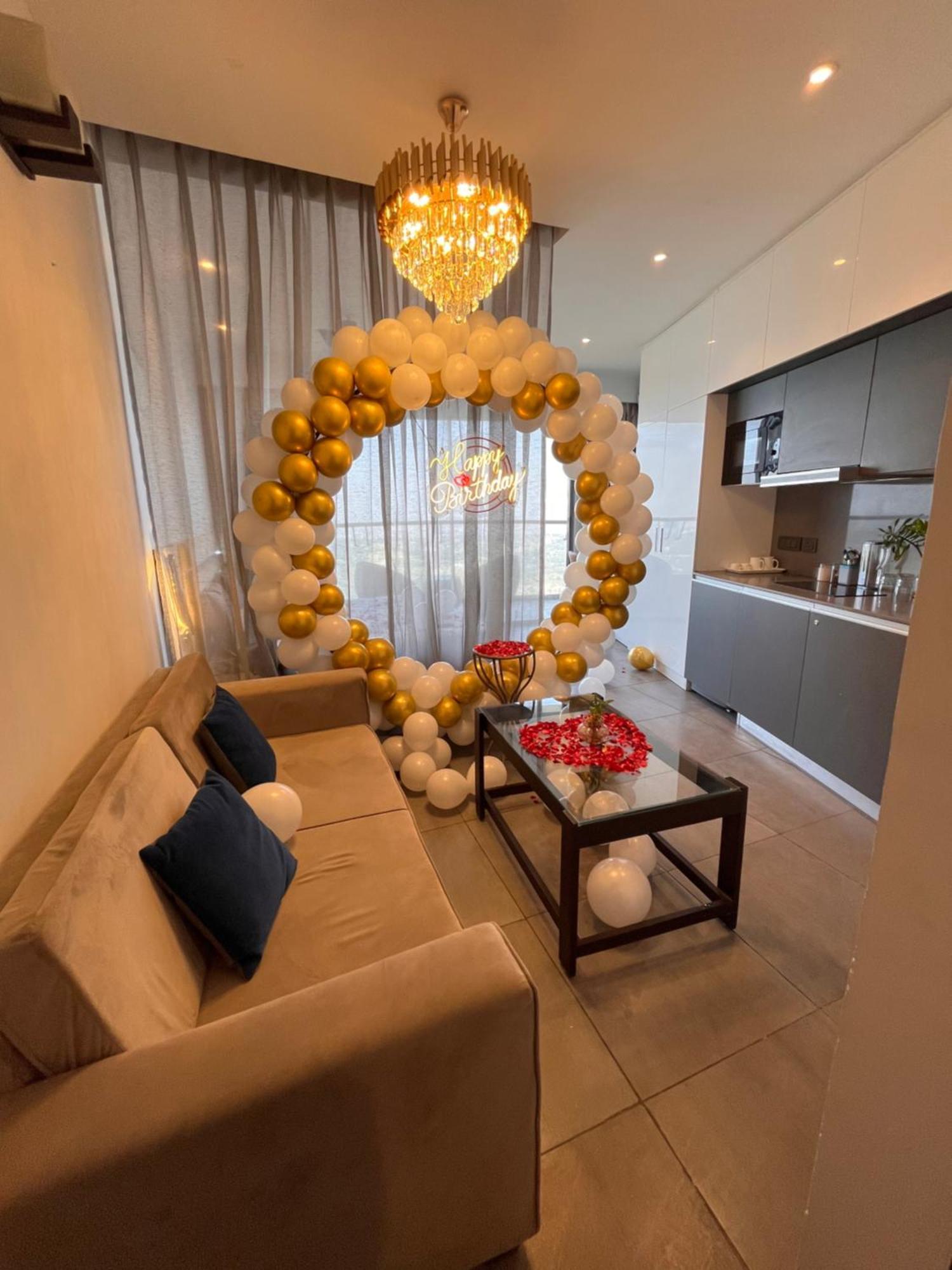 Supernova Noida Apartment New Delhi